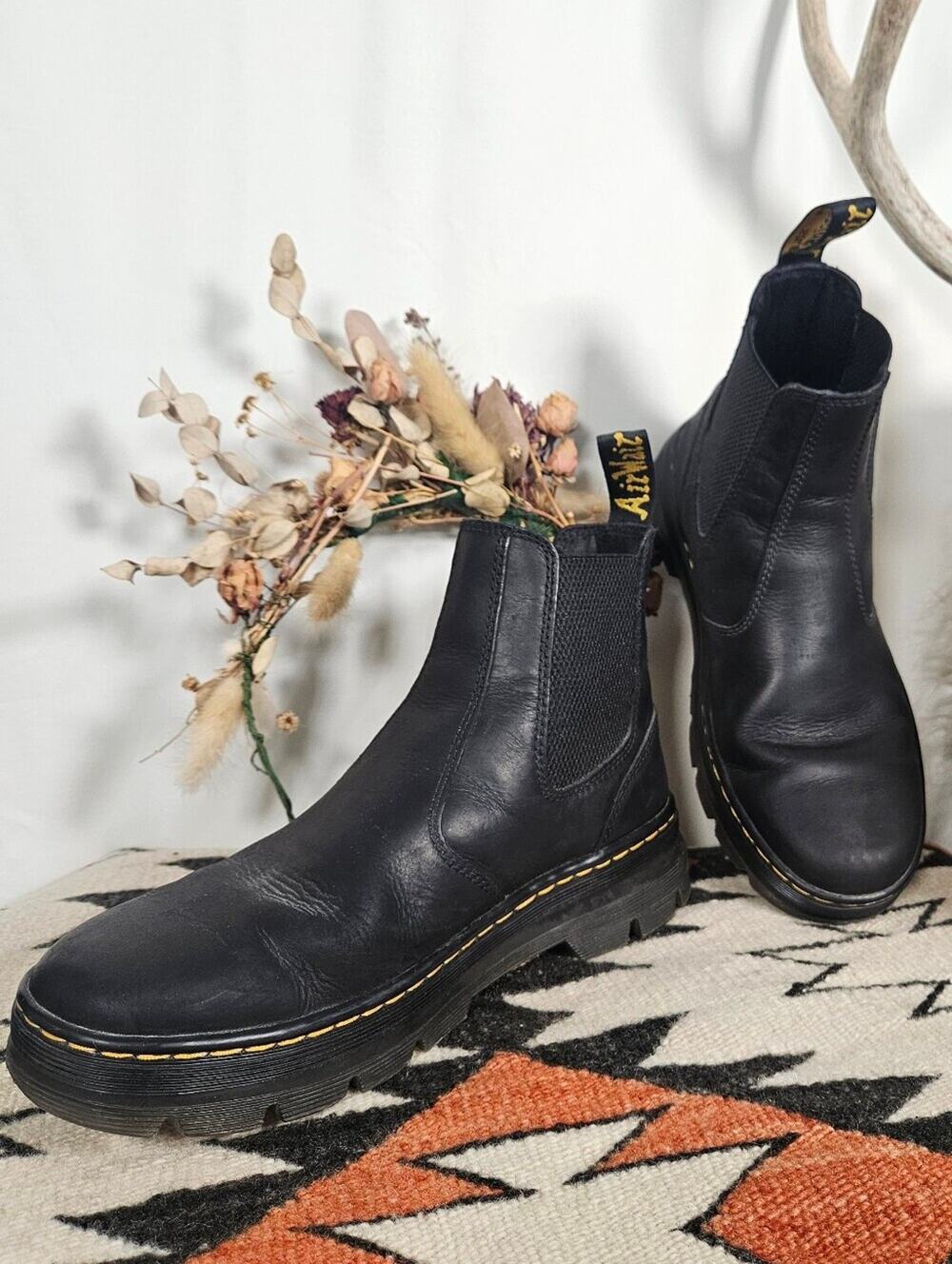Dr. Martens Embury Black Leather Chelsea Boots Men's 8 / Women's 9 Lug Sole